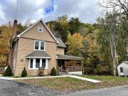 Twin Creeks, Waterfront Catskills Retreat