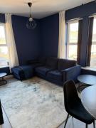 Modern apartment, 1km from city!