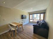 CUATRO SOLES en pleno centro con estacionamiento