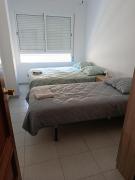 Se alquila habitaciones en piso Compartido SIn ASCENSOR ELDA