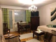 Quiet studio close to the mall and the metro