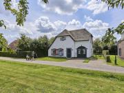 Farmhouse in Limburg near Maasplassen