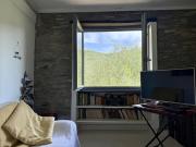 A Beautiful Gardened Marias House - by HOST4U