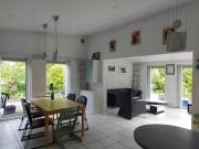 Summer house on quiet park close to beach