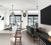 PISTE LUXURY CHALET - THE PETITE - Oaks Lake Crackenback Resort