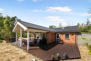 Cozy Newer Large Holiday Home In Snogebæk