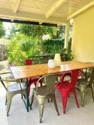 Welcome Traveller Laurence Garden Apartments