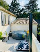 Bergerie rénovée au cœur de la Provence