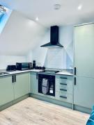 Dover Castle & Port, on-site parking, lovely quiet area