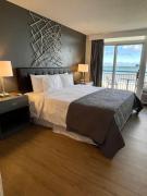 SIPPING ON SUNSHINE-OCEANFRONT-PRIME LOCATION