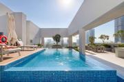 Restay Homes - Chic Studio in JVC - Pool Views