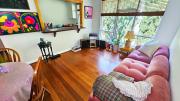 Quirky, quiet, tree-nestled apartment in the heart of St Kilda