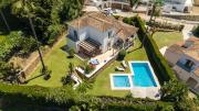 VACATION MARBELLA I Villa Birkin, Heated Pool, Andalusian Style, GYM, Cine, Golf Valley, 6 min Puerto Banus