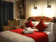 The Red Oak Guesthouse