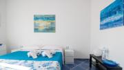 Elegante Appartamento Vicino alla spiaggia con Vista Tramonti
