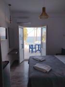 Top Kamari Top Kamari