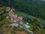 Villa with Pool and Vineyard Views