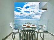 MEDA CHICA. Estudio con terraza a 50 m de la playa en Roses. - ES-258-24