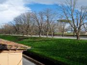 Spacious Tuscan Apartment in Lucca