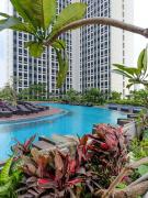 1BR Chadstone With Pool and Gym