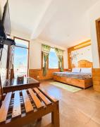 Hotel Mountain View Hill-Top Heaven Resort Cafe And Restuarant