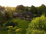 Chimneys Hot Tub Country Escape