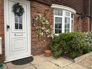 Cosy island home near beach