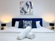 Modern & Cozy - City Centre 2-Bed Flat with Garden