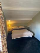 House on estate near Amsterdam and Keukenhof