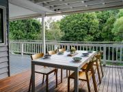 Moffat Beach Gem - Steps to Surf, Trails, Cafes