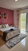 Quarto em Cotia Com Vista para Mata Local Tranquilo e Familiar