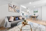 Stylish Apt in Best Southbank Location with Parking