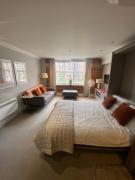 Perfect Apartment in central York