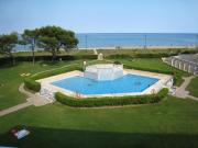 Apartamento acogedor en la playa con acceso directo al mar y piscina en LEstartit - ES-323-22