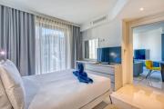 Luxury 1-Bedroom Residence at Mercury Suites