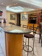 Apto 2 Quartos Piscina Aquecida com Tobogã Sauna e Estacionamento Centro Caldas Novas