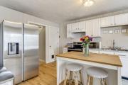 Top South Kingstown