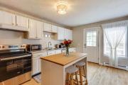 Top South Kingstown