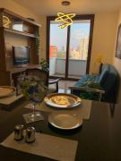 En Equipetrol, dpto de lujo, 2 plazas