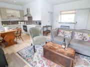 The Stables - Vineyard Stay