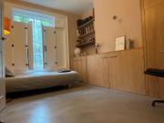 Stylish spacious room in artists beautiful townhouse, Islington