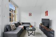 Elegant Central London 2BR Apartment with Lift Elegant Central London 2BR Apartment with Lift