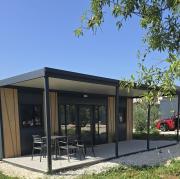 Vila Mia 3, camp Limoni