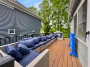 Spacious 3 bed 2 and a half bath 2pk spot