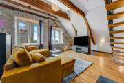 Stylish Old Town Apartment With Sauna
