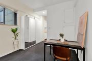 Central CBD studio free parking