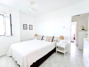 Beachhouse OceanBlue Duplex de lujo en primera línea con vistas espectaculares , Solárium privado y piscina by key wise