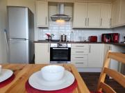 80 Filey Road - 2 bed first floor apartment with sea views and parking