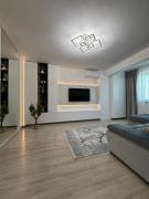 The Romantic Nest near Mall Moldova