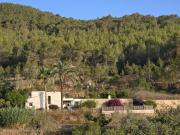 Casa rural Can Rotes con jardin y barbacoa